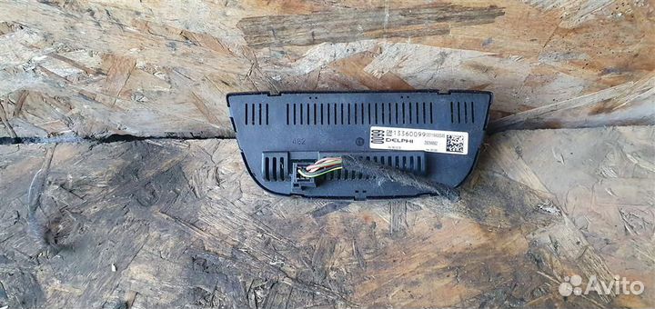 Блок управления отопителем Opel Astra J 2010-2017