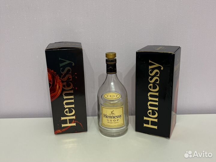Бутылка и коробка из-под Hennessy vsop 0,7 литр