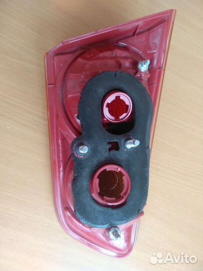 Фонарь правый Mitsubishi Lancer