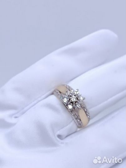 Золотое кольцо с камнем 17р