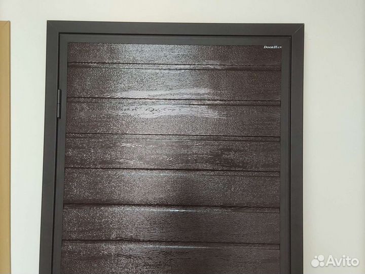 Дверь в гараж Doorhan Ультра