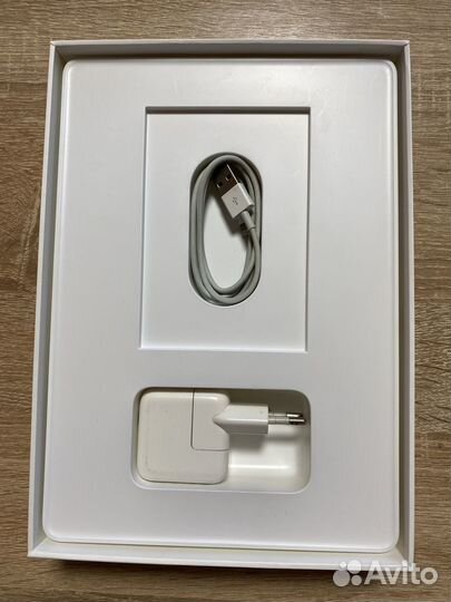 Планшет Apple Air A1475 (2013) WI-FI + Cellular