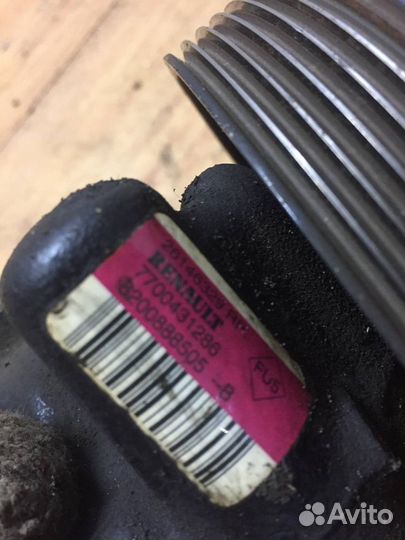 Насос гур Renault Sandero