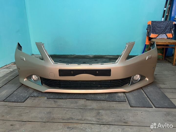 Бампер передний toyota camry 50,решетка радиатора