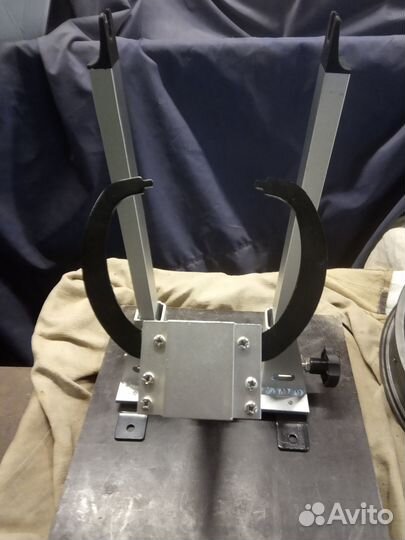 Станок для правки велосипедных колёс