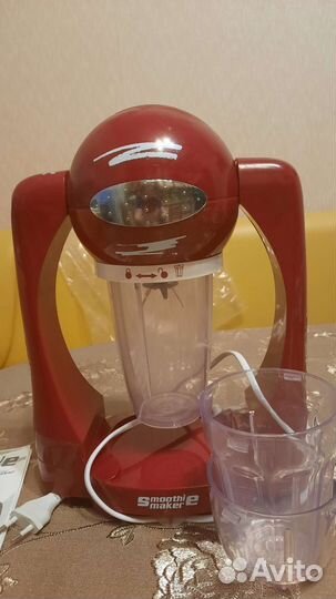 Блендер для смузи и коктейлей