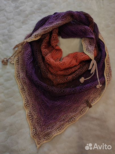 Бактус вязаный, шаль, платок ручной работы