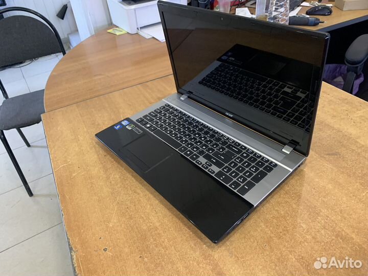 Acer V3-771G Core i5-3210M/12Gb/SSD+HDD/GT630M 2Gb