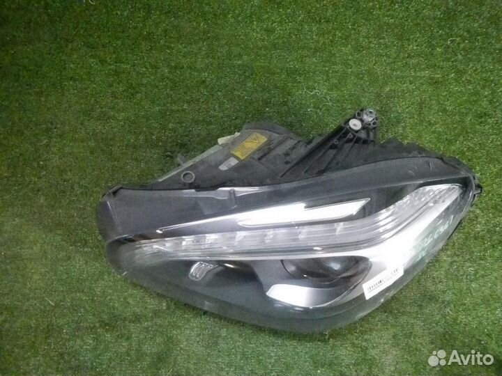 Фара левая Mercedes-Benz SL-Class