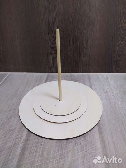 Подставка ярусная с осью для торта