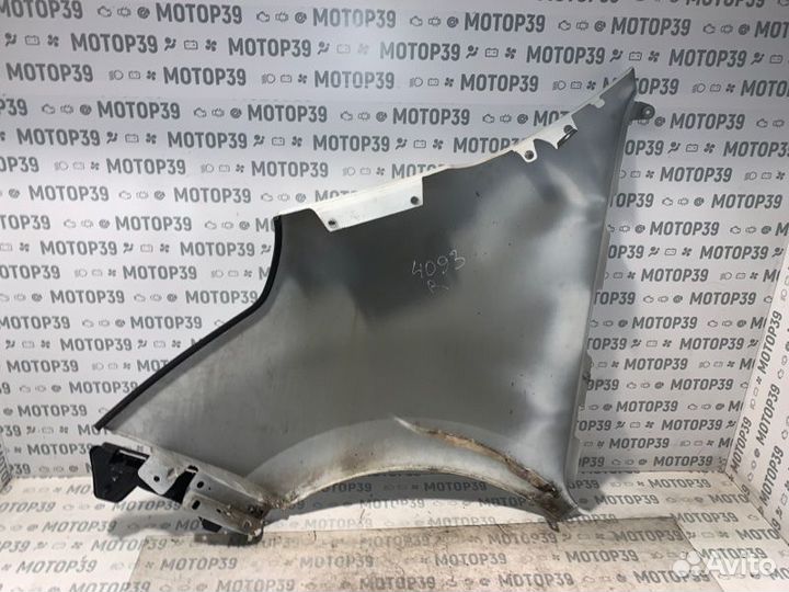 Крыло переднее правое Renault Master 2.3 DCI M9T