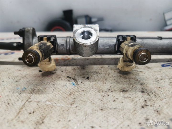 Топливная рейка Hyundai Tucson JM 2.0 G4GC 2007