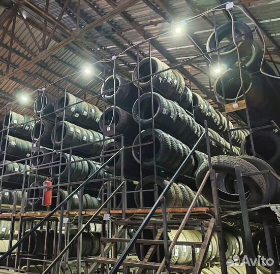 Pirelli Ice Asimmetrico 215/45 R17 91M