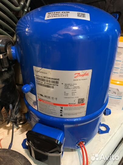 Компрессор для холодильника Moneurop