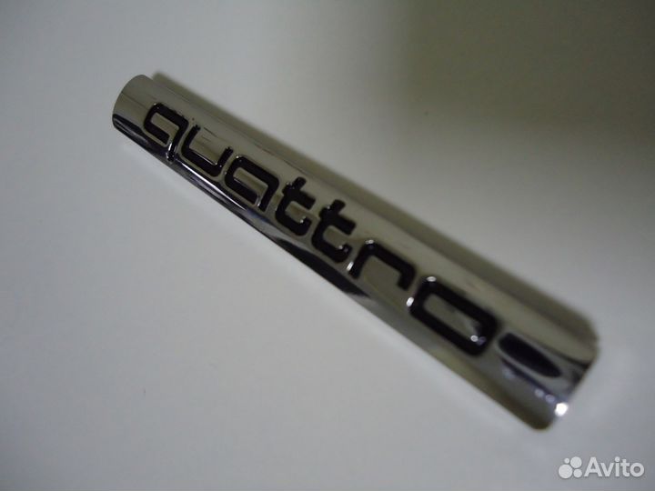 Audi quattro багажник шильдик Ауди 4B0853737D ваг