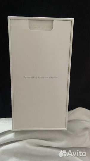 Коробка iPhone 7