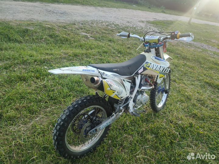 Эндуро Avantis FX250LUX