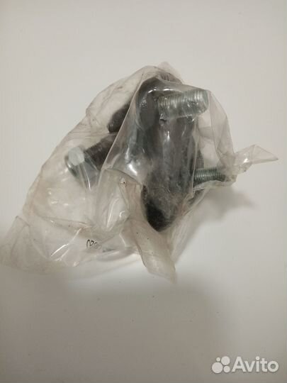 Шаровая опора и рулевая тяга Toyota Carina E