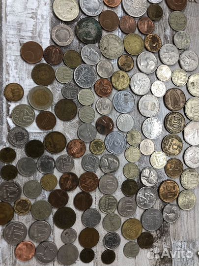Коллекция монет разных стран и годов