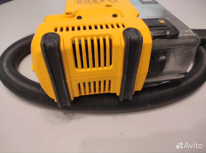 Аккумуляторный пылесос Dewalt DWH161