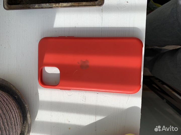 Чехол на iPhone 11