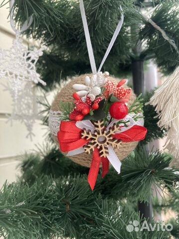 Новогодние игрушки