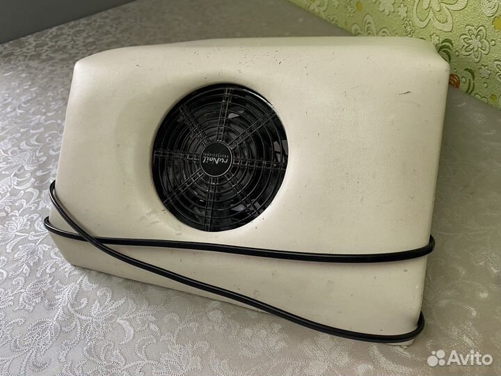 Пылесос для маникюра