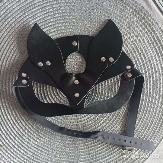 Кожаная маска кошки новая