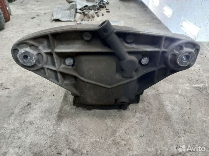 Редуктор BMW E39 m54b25 АКПП 3.38