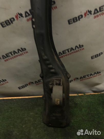 Балка продольная под двс Toyota Carina седан 1.6