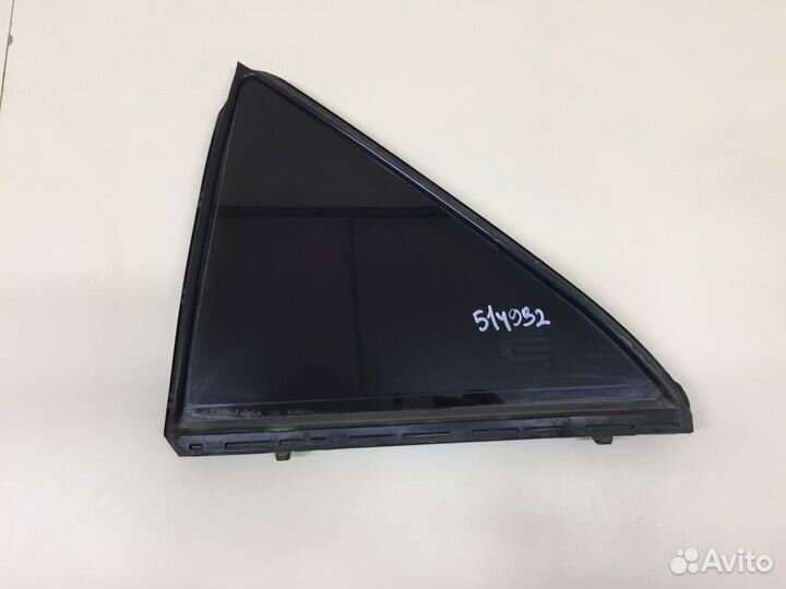 Стекло двери задней левой форточка Toyota Camry V5