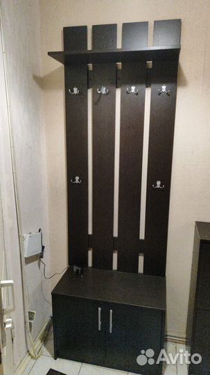 Вешалка в прихожую с обувницей бу