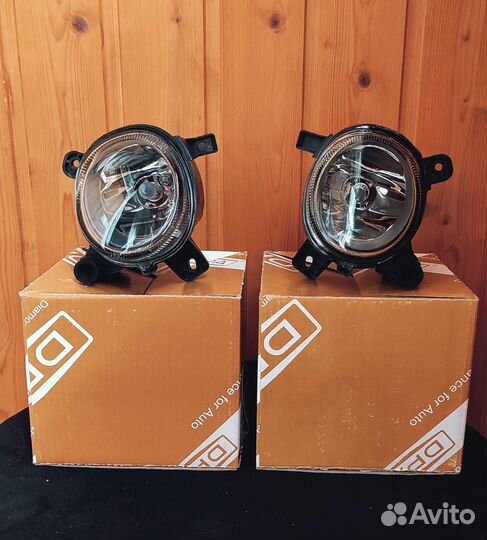 Противотуманная фара,туманка,птф VW Passat CC