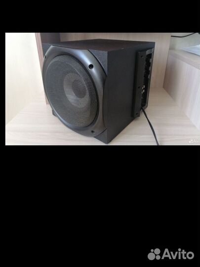 Сабвуфер defender