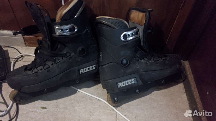 Агрессивные роликовые коньки roces khuti 44