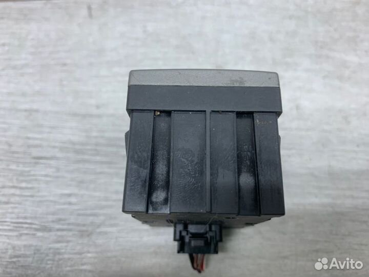 Блок управления подогревом сидений Ford Mondeo