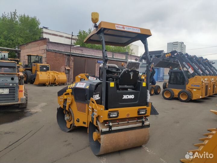 Дорожный каток XCMG XMR303, 2023