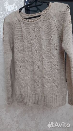 Свитер женский