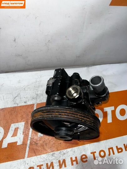 Насос гидроусилителя руля Chevrolet Cruze 96837813