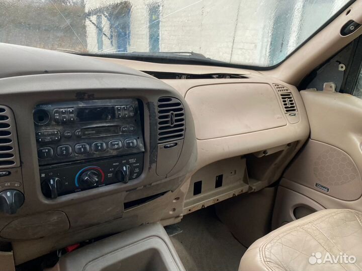 Торпеда Ford Expedition 1