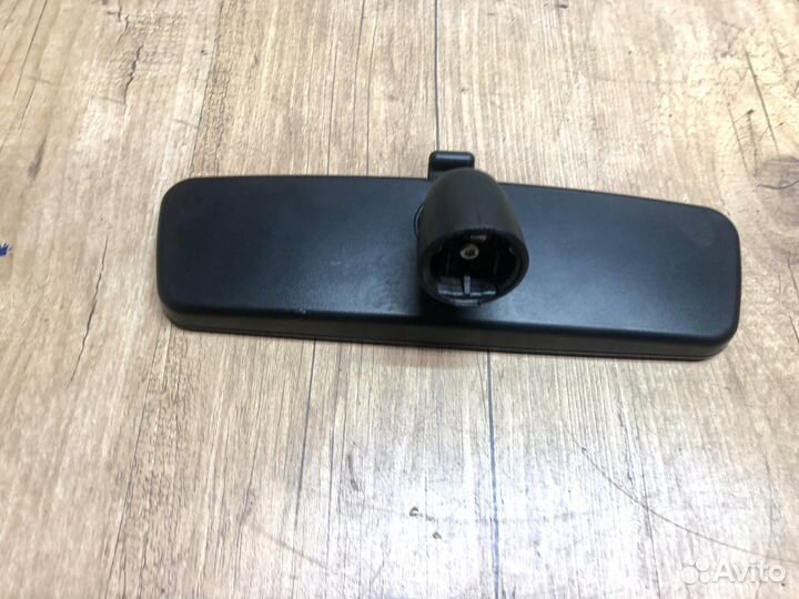 Зеркало салона Skoda Fabia Mk2 1.2 BBM