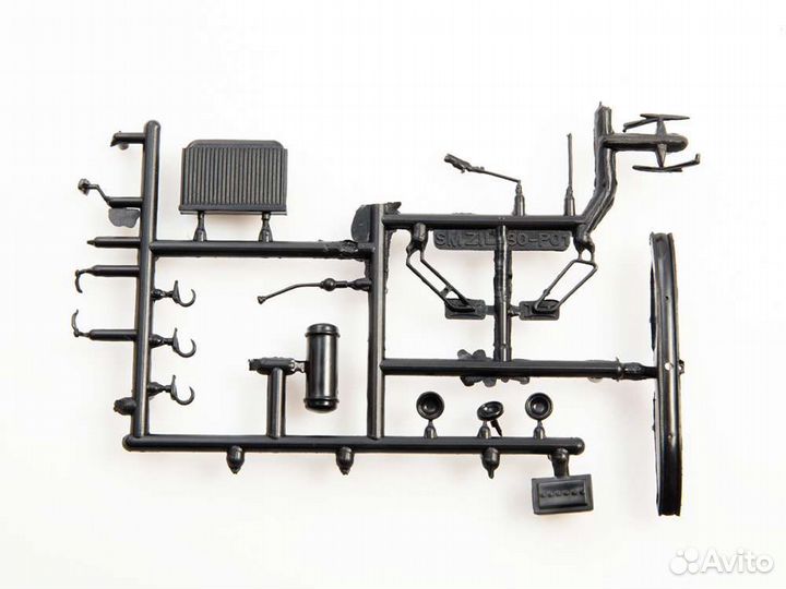 Сборная модель ЗИЛ-130В1 с п/п аппа-4 7076AVD
