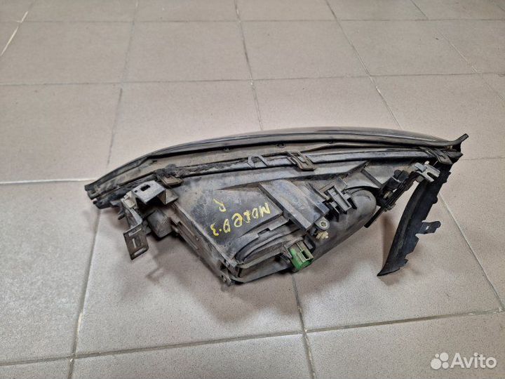 Фара передняя правая Ford Mondeo B4Y chba 2005