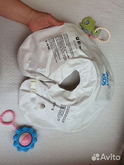 Круг на шею для купания новорожденных