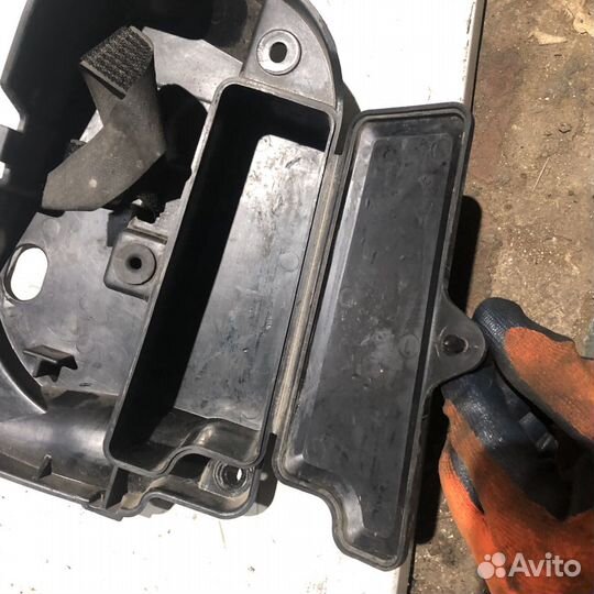 Бардачок для Suzuki VZ1600 Marauder