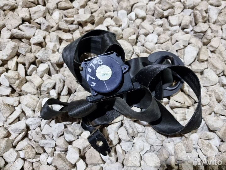 Ремень безопасности Поло 5