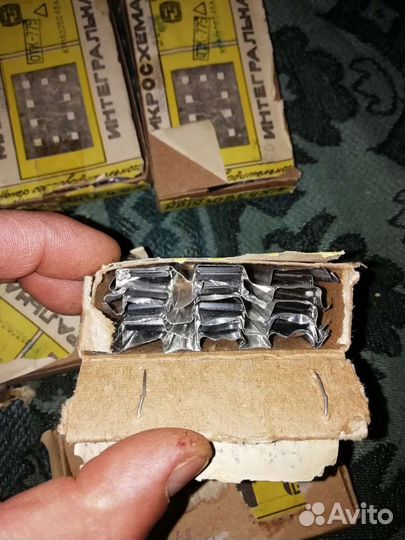 Однокристальная микро эвм времен СССР кр1830ве48а