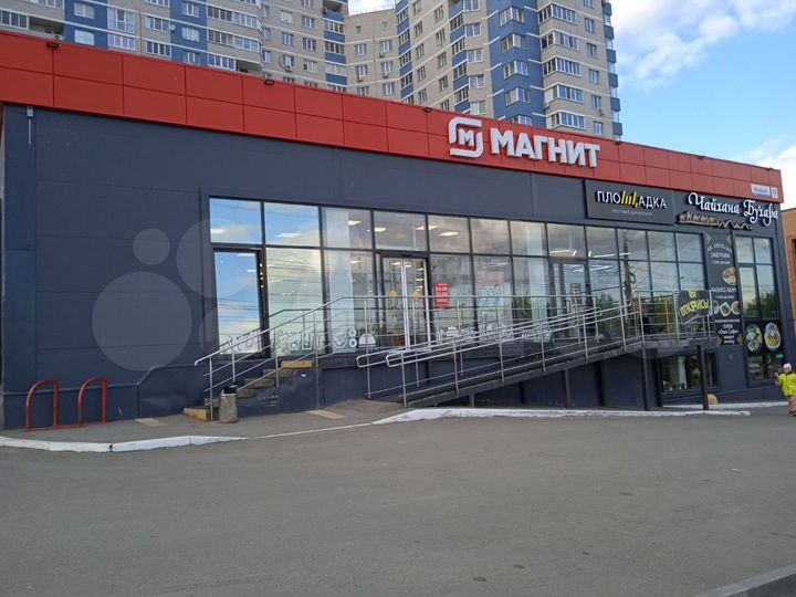 Торговое помещение, 997.5 м²