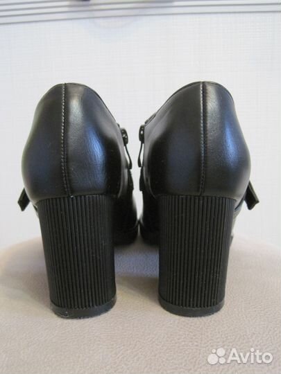 Туфли женские 35 36 размер