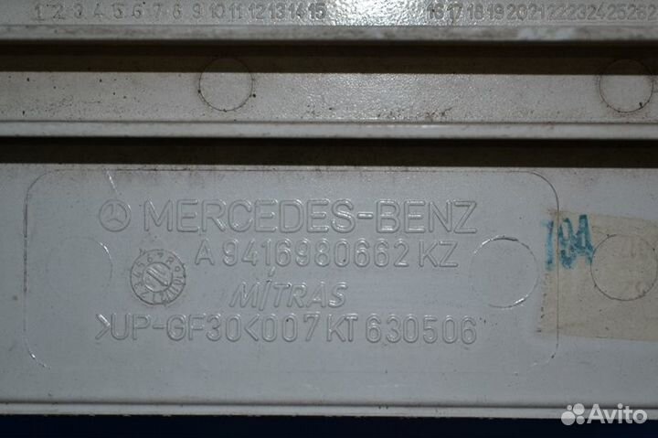 Молдинг кабины mercedes-benz Actros MP2/MP3 1844